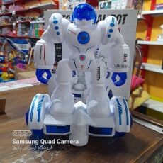 خرید اسباب بازی ربات موزیکال نگهبان بزرگ به قیمت بسیار خوب